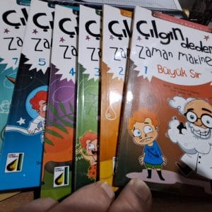 Çılgın dedemin Zaman Makinesi seti (9 Kitap)/Sara GÜRBÜZ ÖZEREN