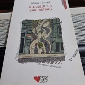 İSTANBUL'LA SAKLAMBAÇ/Mina TANSEL