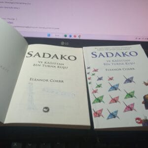 SADAKO VE KÂĞITTAN BİN TURNA KUŞU/Eleanor COERR