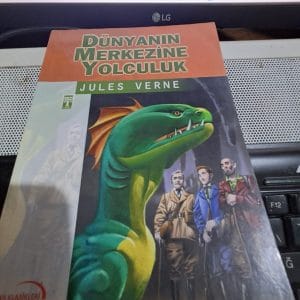 DÜNYANIN MERKEZİNE YOLCULUK/Jules VERNE