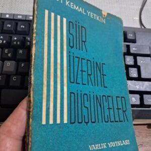 ŞİİR ÜZERİNE DÜŞÜNCELER/Suut Kemal YETKİN