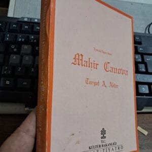 TİYATRODA YAŞAM:ANILAR-Mahir CANOVA/Turgut A. AHTER
