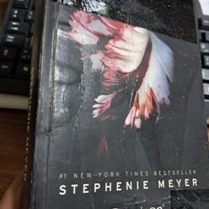 YENİAY/Stephanie MEYER